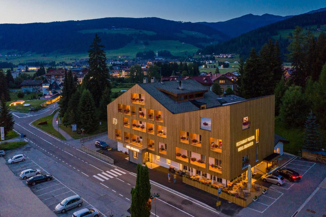 Hotel Dolomiten Dobbiaco Kültér fotó